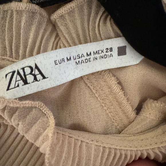 Zara blouse - Picture 3 of 3